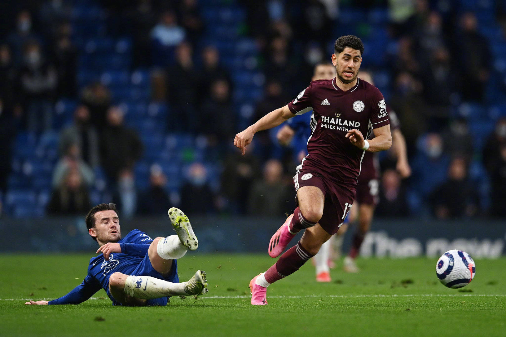 他不仅让球 他不仅让球