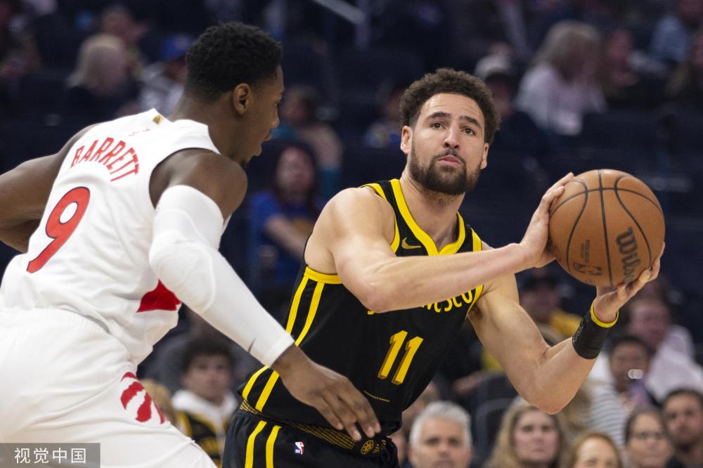 中脱颖而出 中脱颖而出