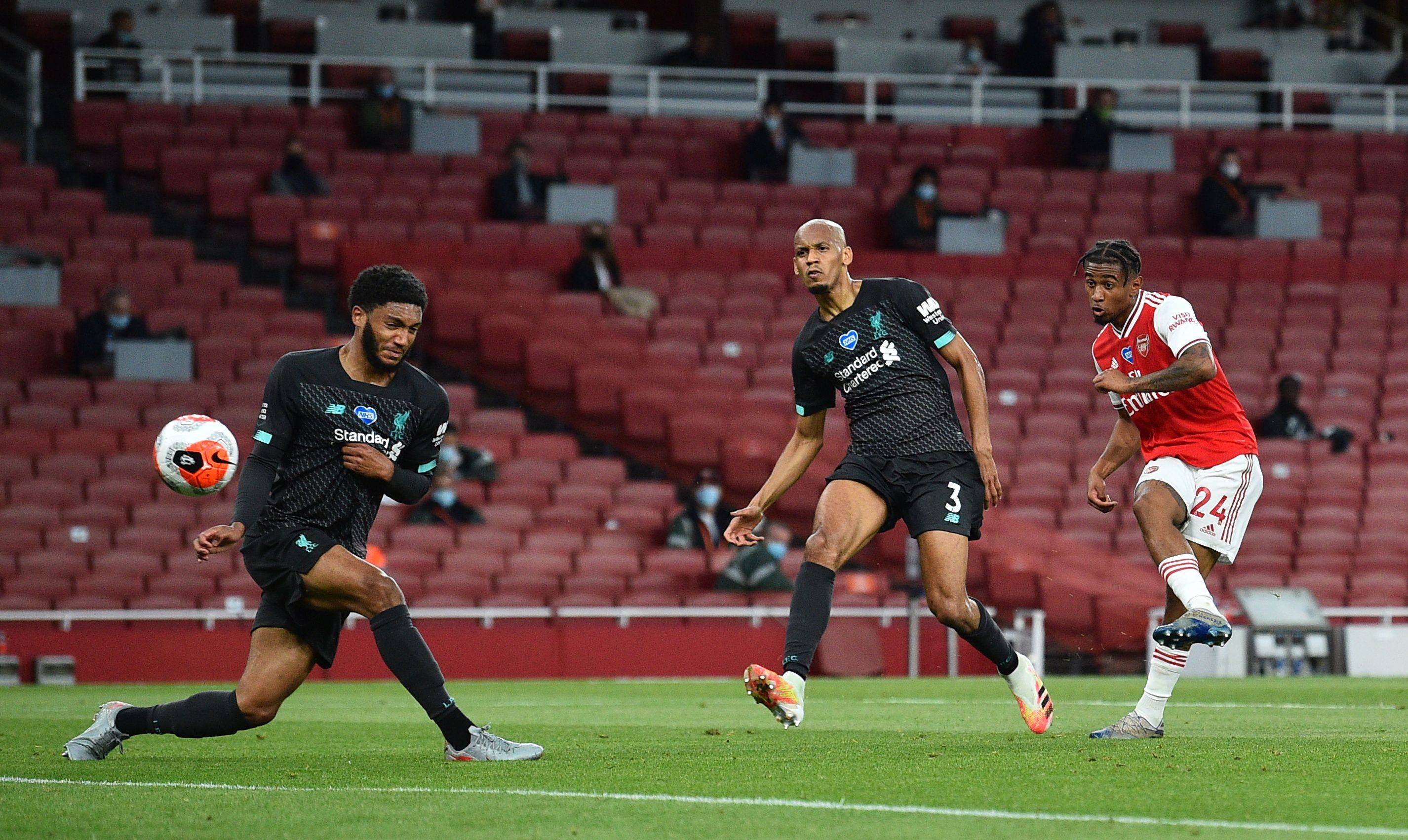 几乎每隔三 几乎每隔三